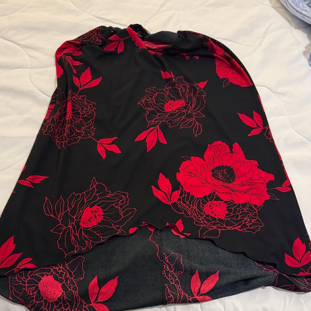 Younique Black and Red Asymmetrical Skirt